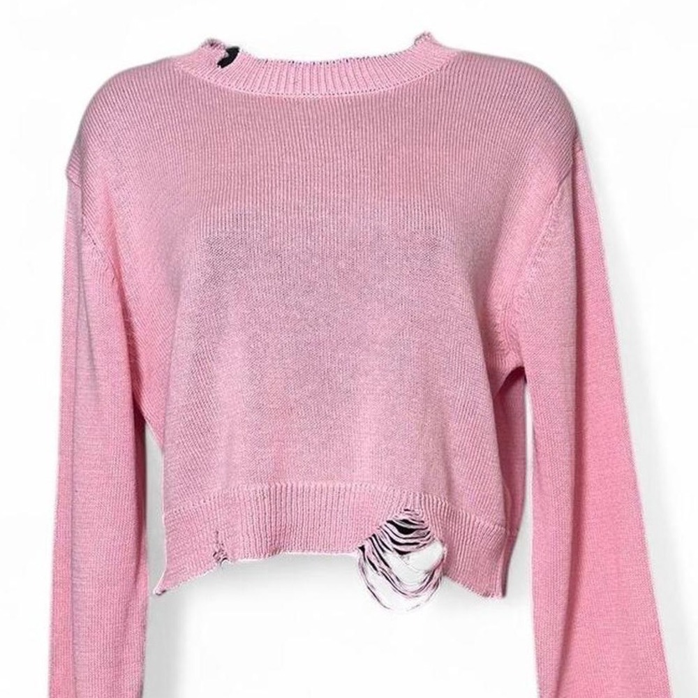 NWT Light Peach Cropped & Purposefully Distressed Sweater Medium